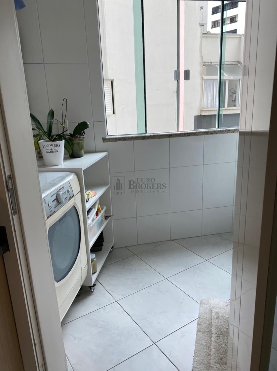 Apartamento à venda com 3 quartos, 189m² - Foto 16