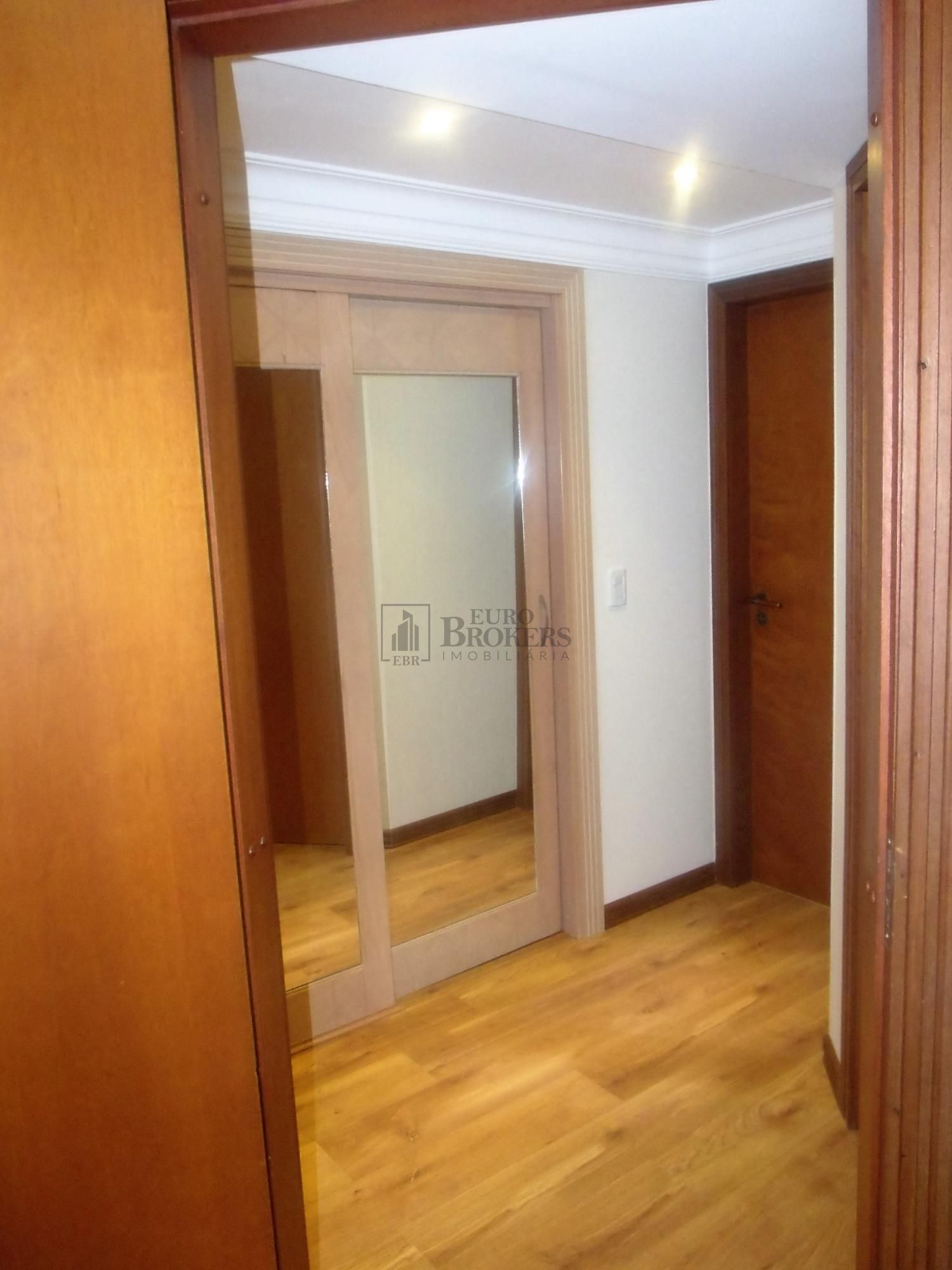 Apartamento à venda com 5 quartos, 320m² - Foto 15