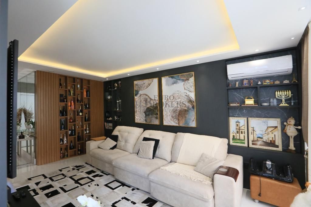 Apartamento à venda com 4 quartos, 192m² - Foto 4