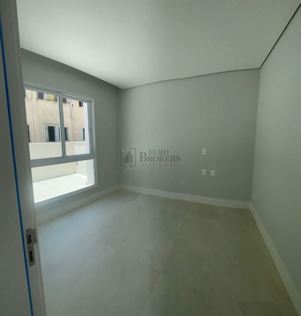 Apartamento, 4 quartos, 132 m² - Foto 12