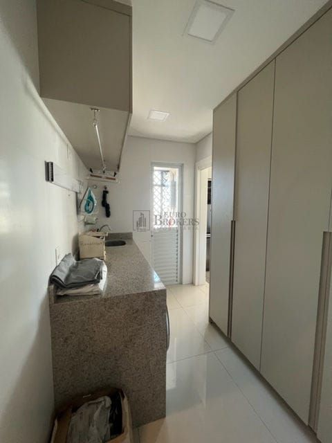 Apartamento à venda com 4 quartos, 161m² - Foto 13