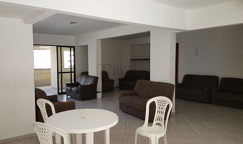 Apartamento para alugar com 2 quartos, 75m² - Foto 18