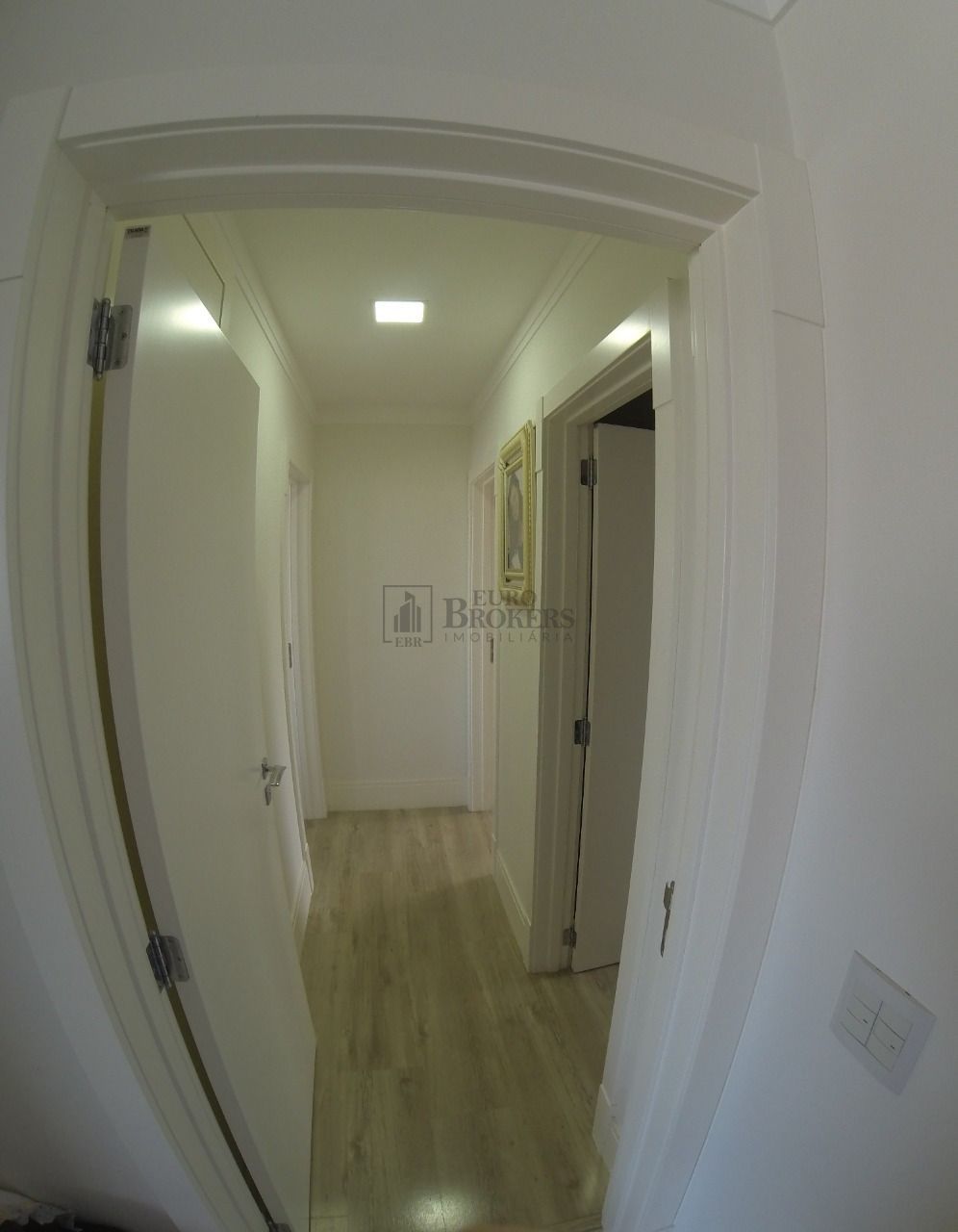 Apartamento à venda com 3 quartos, 127m² - Foto 11