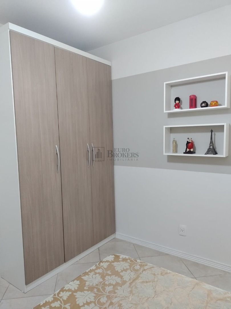 Casa à venda com 3 quartos, 117m² - Foto 18