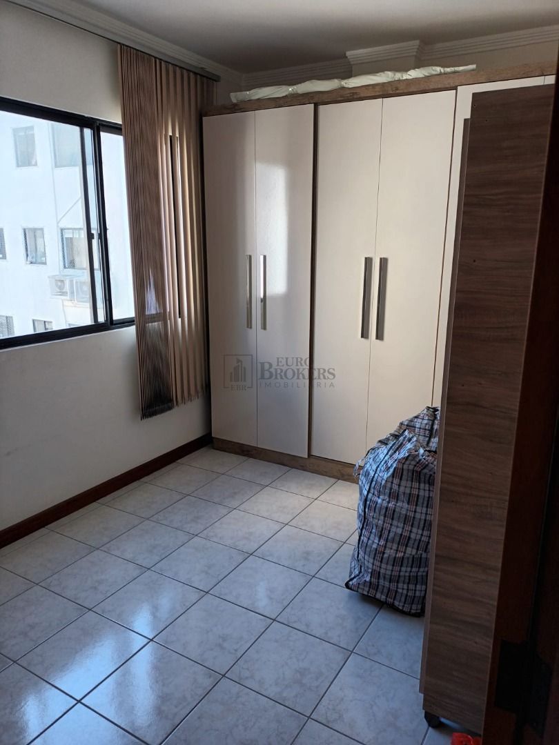 Apartamento à venda com 2 quartos, 115m² - Foto 13