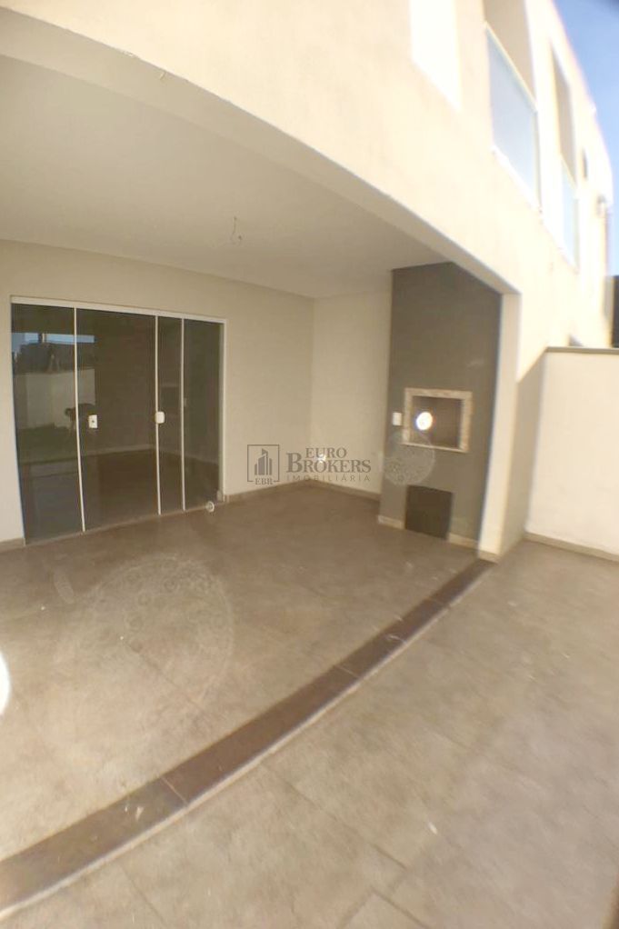 Sobrado à venda com 3 quartos, 190m² - Foto 28