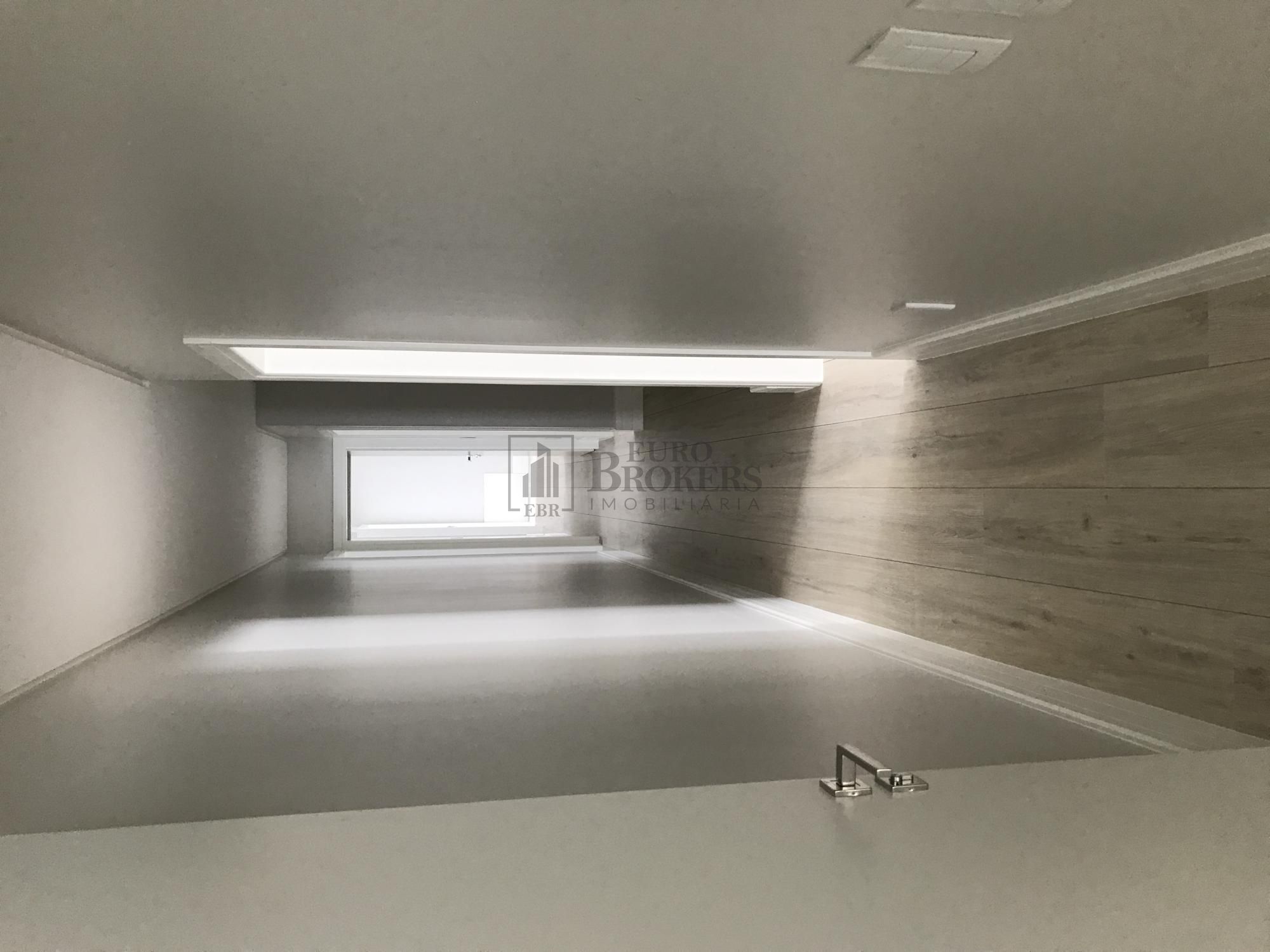 Apartamento à venda com 5 quartos, 237m² - Foto 12