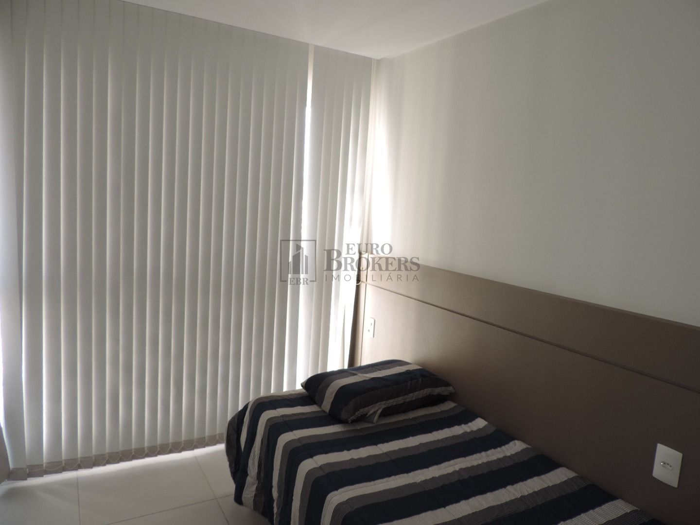 Apartamento à venda com 3 quartos, 93m² - Foto 12