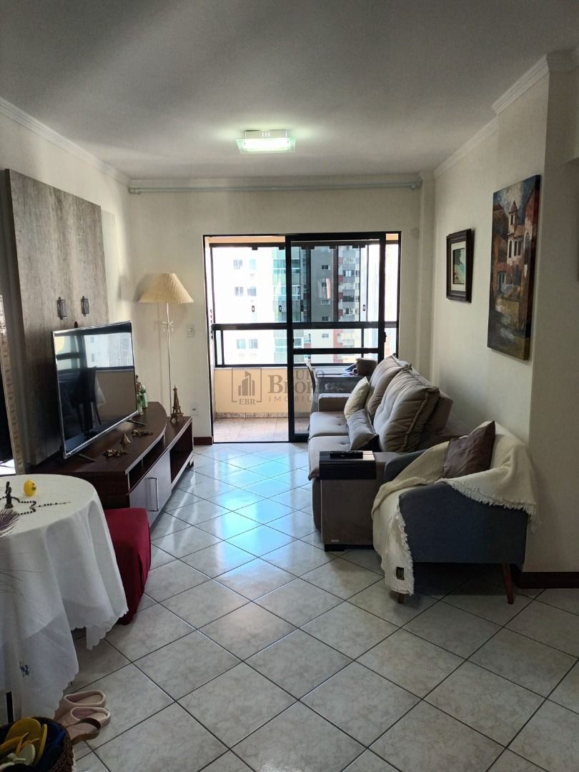 Apartamento  venda  no Centro - Balnerio Cambori, SC. Imveis