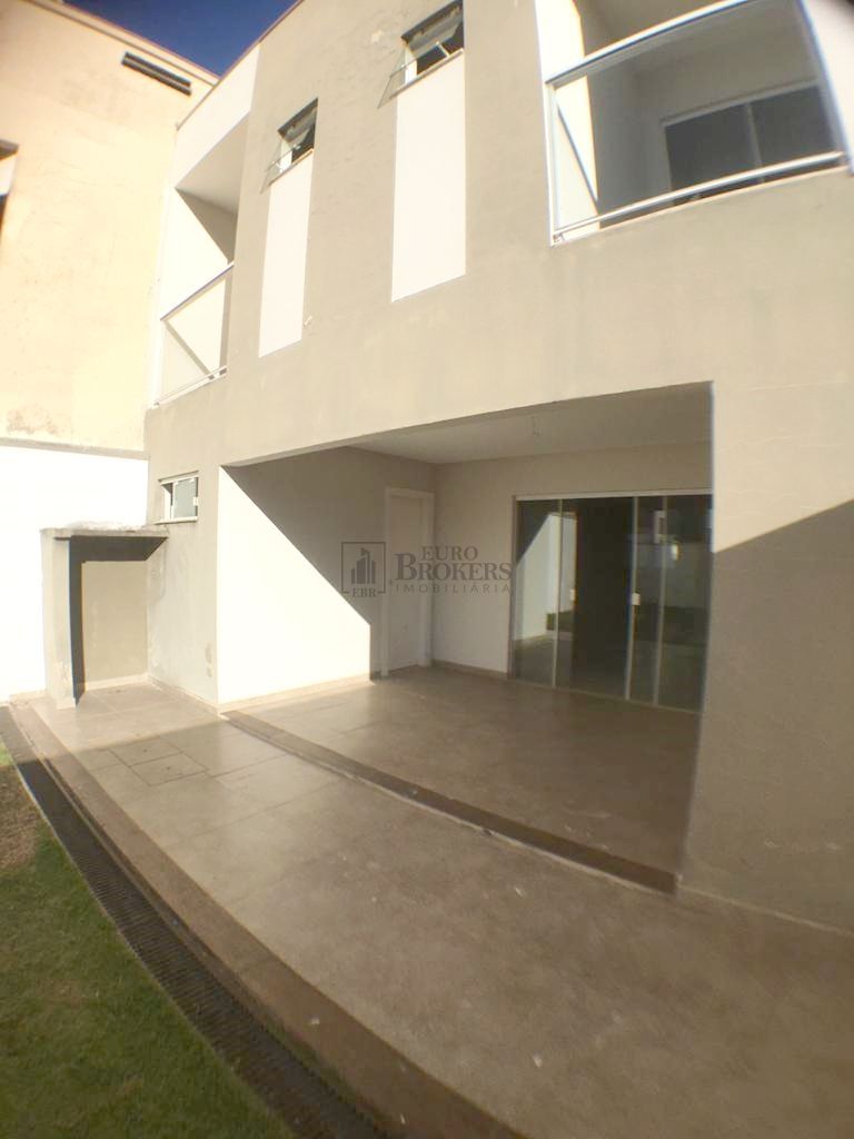 Sobrado à venda com 3 quartos, 190m² - Foto 26