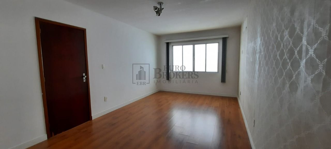 Casa à venda com 4 quartos, 260m² - Foto 27