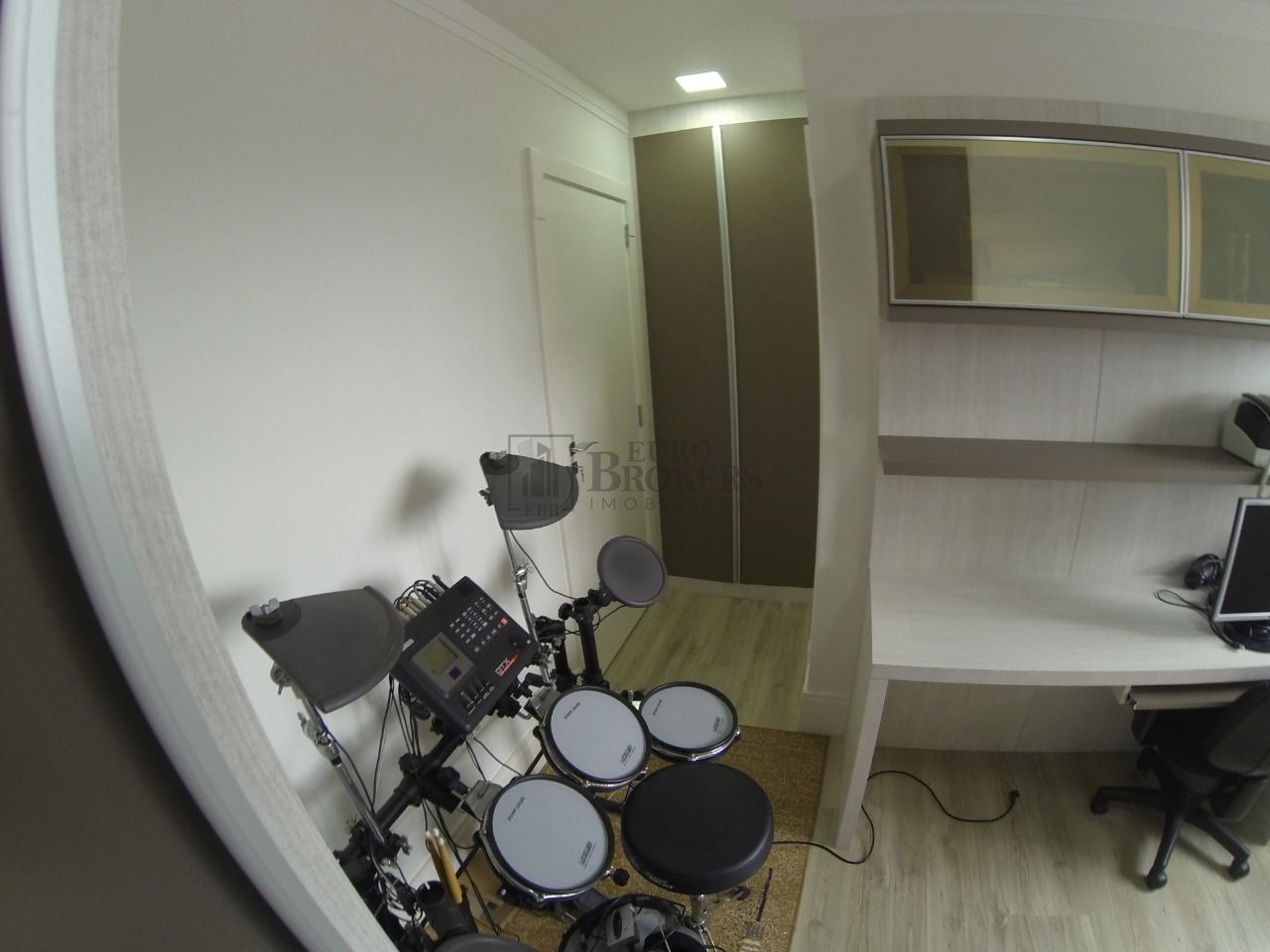 Apartamento à venda com 3 quartos, 127m² - Foto 21