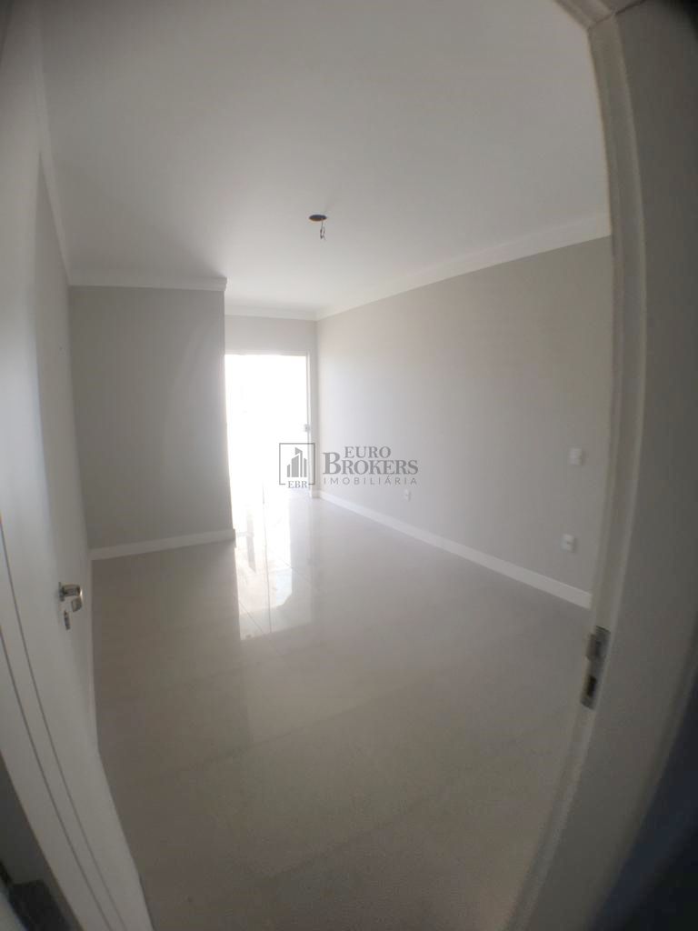 Sobrado à venda com 3 quartos, 190m² - Foto 17