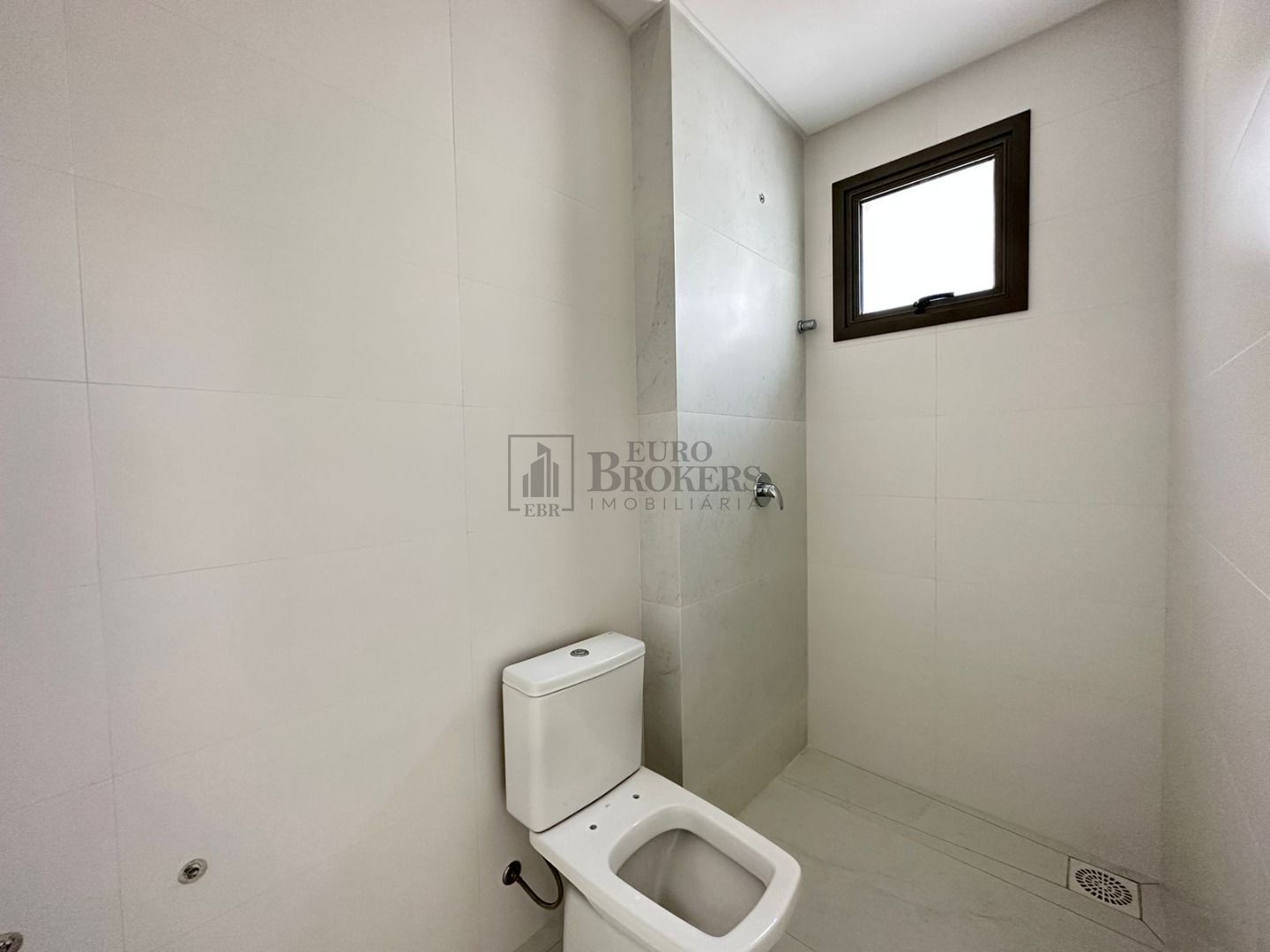 Apartamento à venda com 4 quartos, 165m² - Foto 19