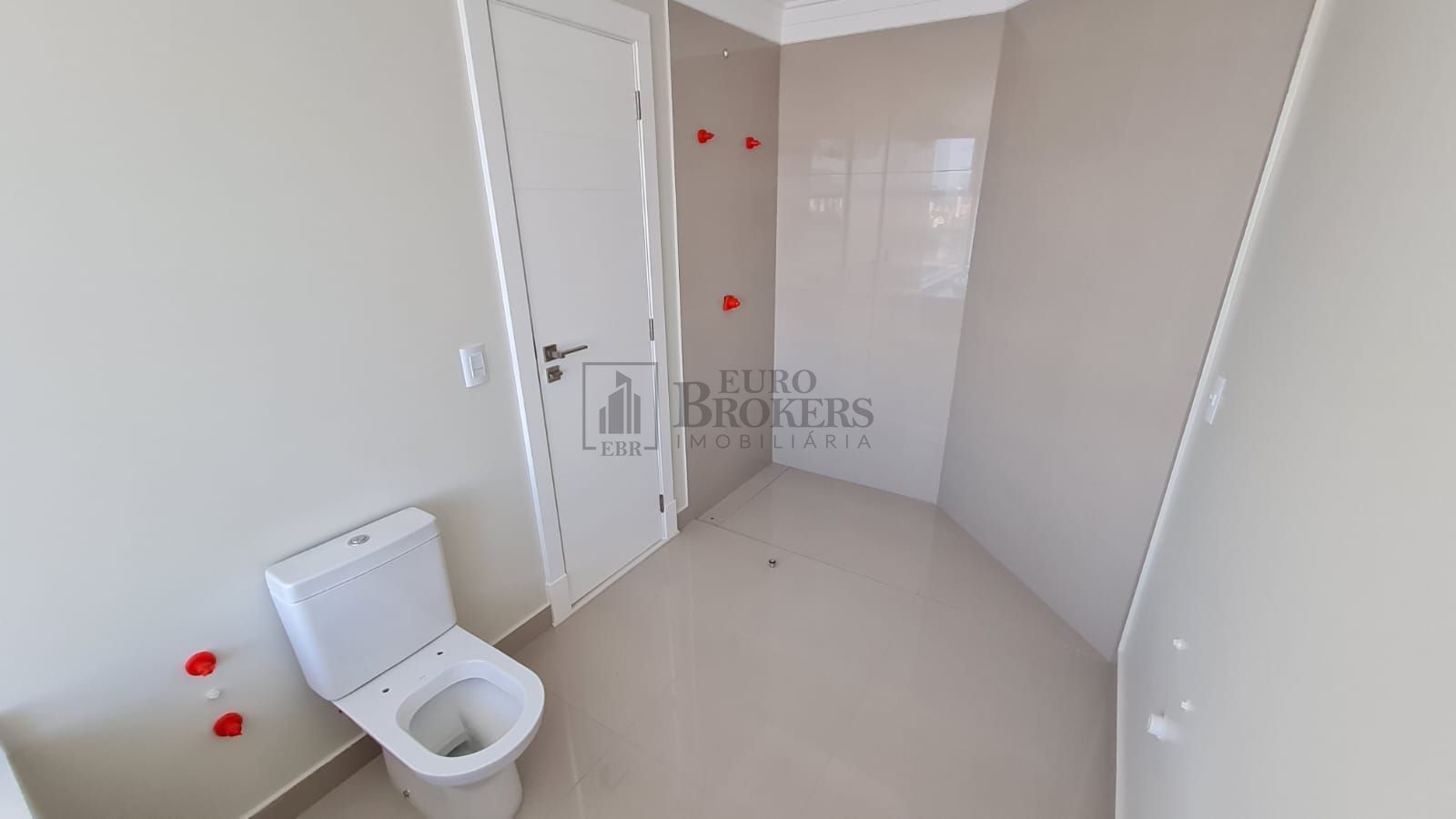 Apartamento à venda com 3 quartos, 172m² - Foto 12