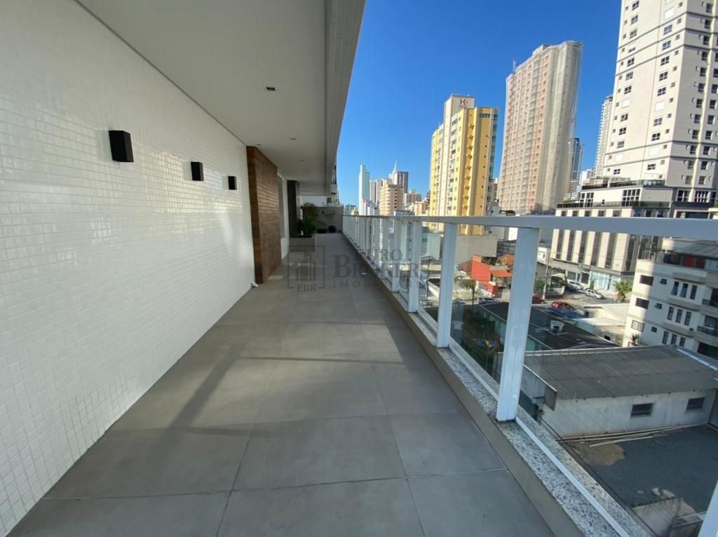 Apartamento à venda com 3 quartos, 135m² - Foto 42