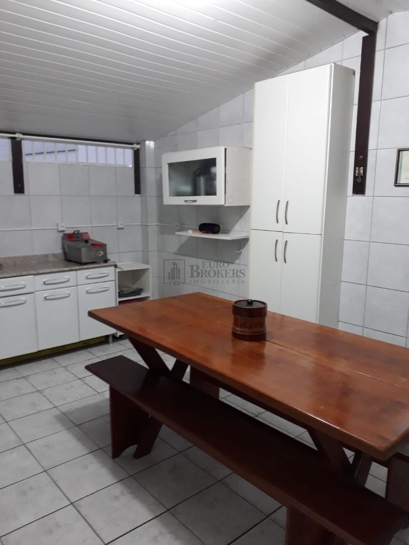 Apartamento à venda com 3 quartos, 136m² - Foto 15