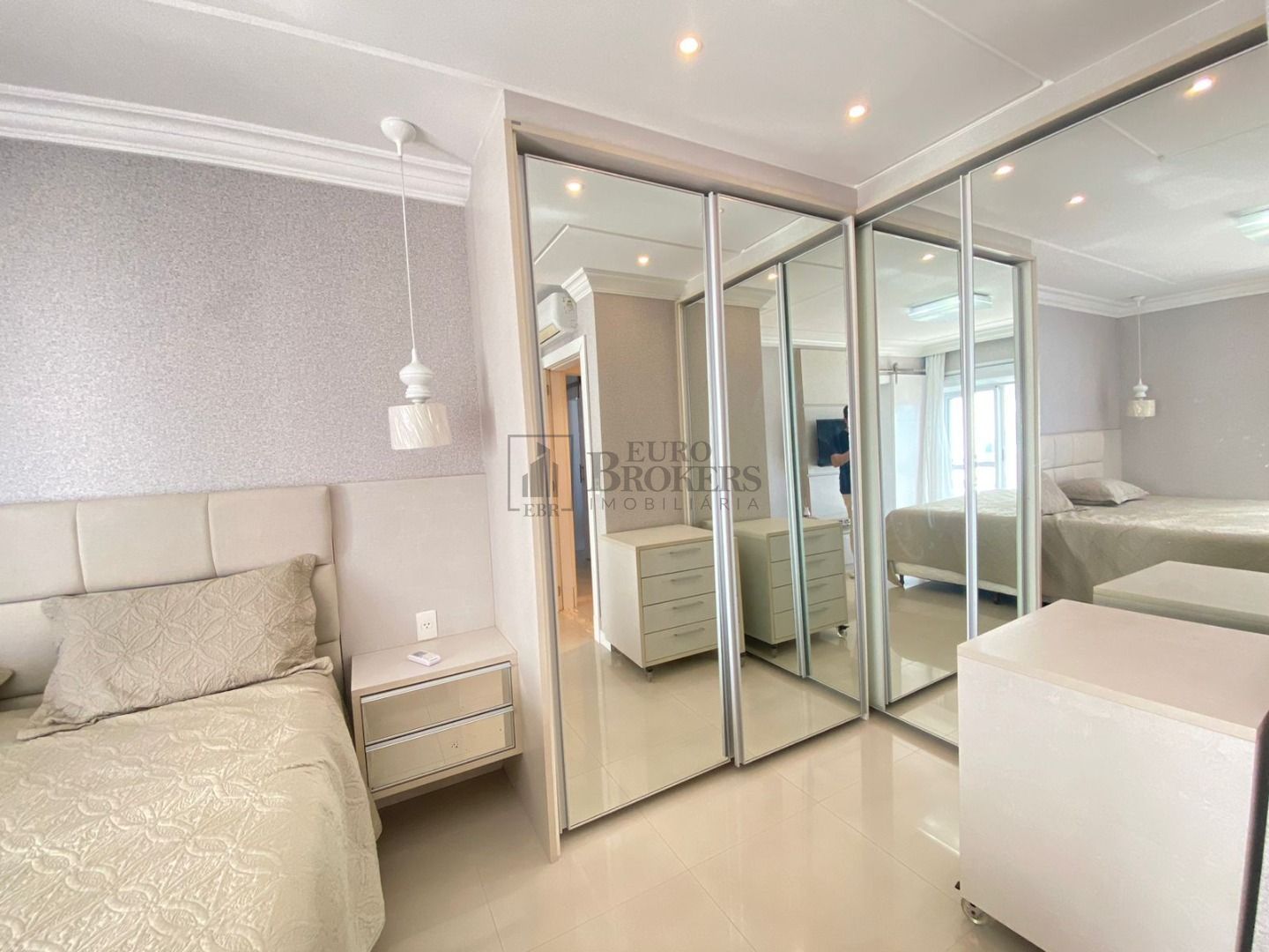 Apartamento, 4 quartos, 215 m² - Foto 13