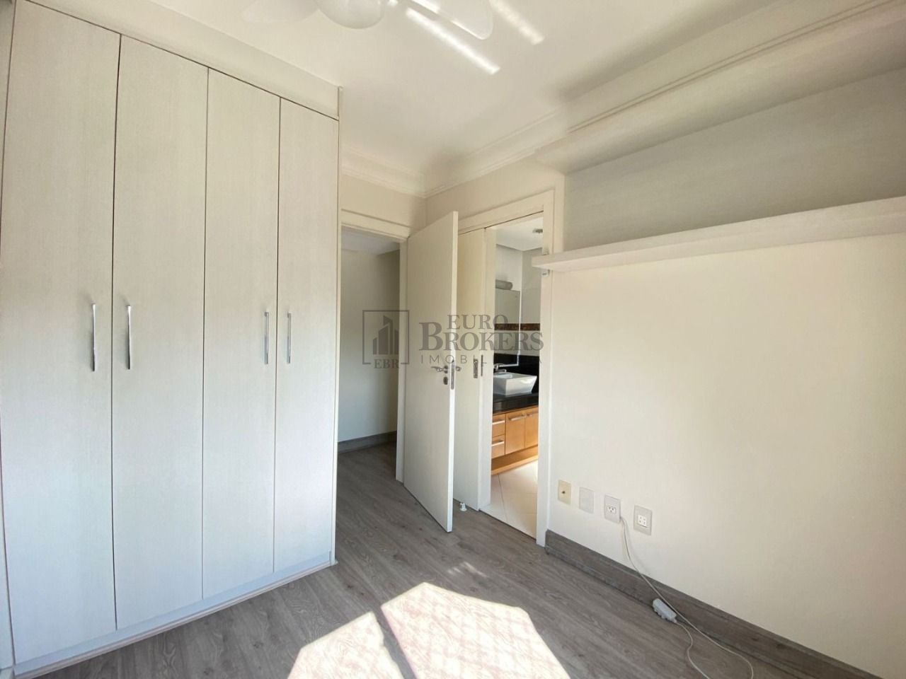 Apartamento à venda com 3 quartos, 138m² - Foto 22