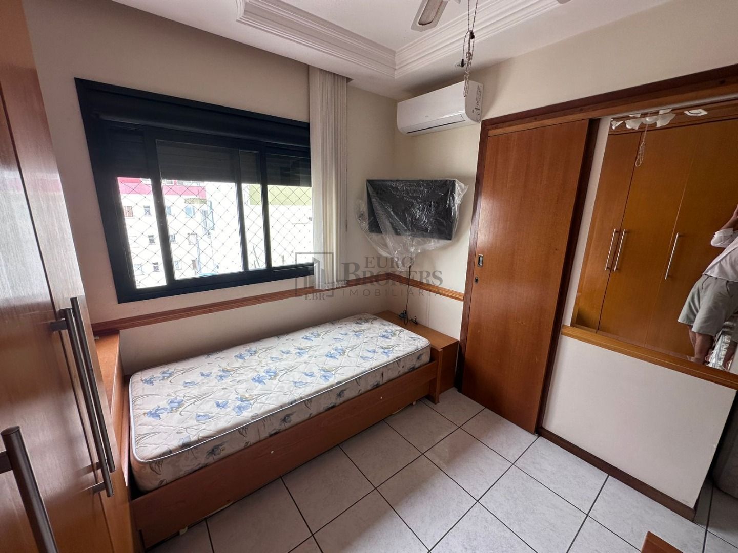 Apartamento à venda com 3 quartos, 141m² - Foto 12