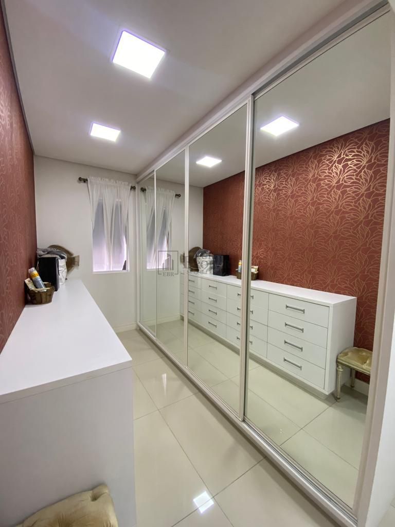 Apartamento à venda com 3 quartos, 131m² - Foto 15