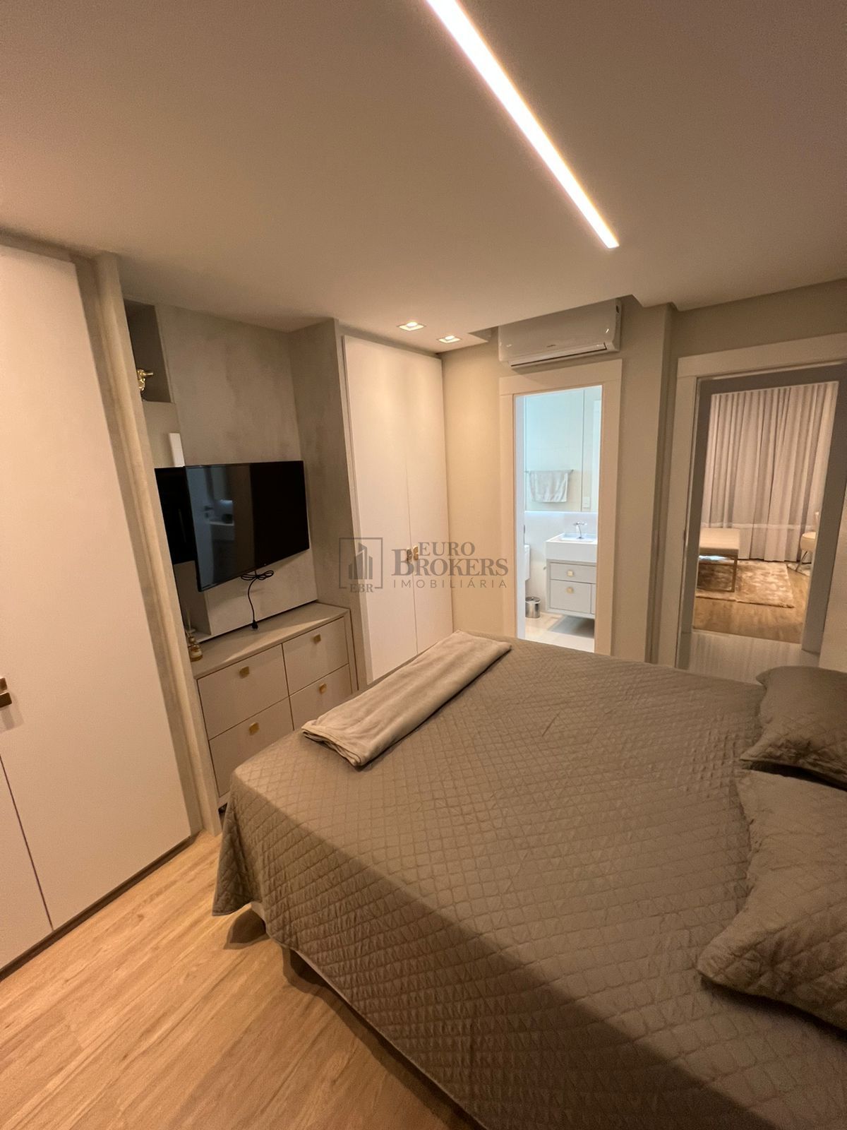 Apartamento à venda com 3 quartos, 139m² - Foto 15