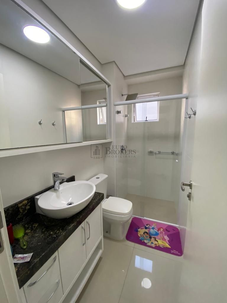 Apartamento à venda com 3 quartos, 131m² - Foto 13