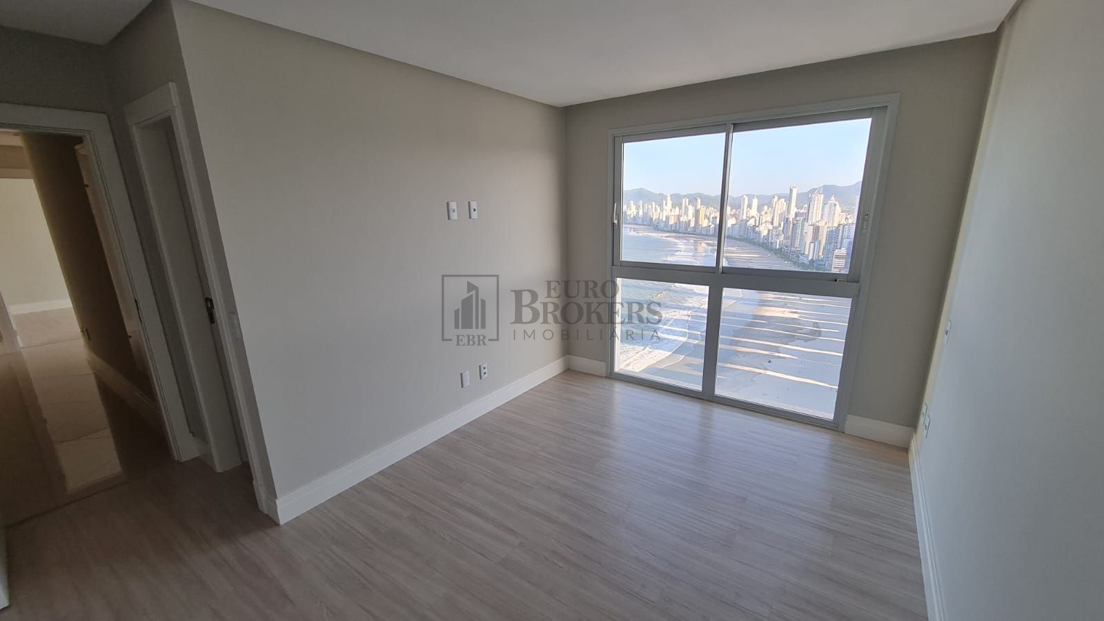 Apartamento à venda com 3 quartos, 172m² - Foto 11