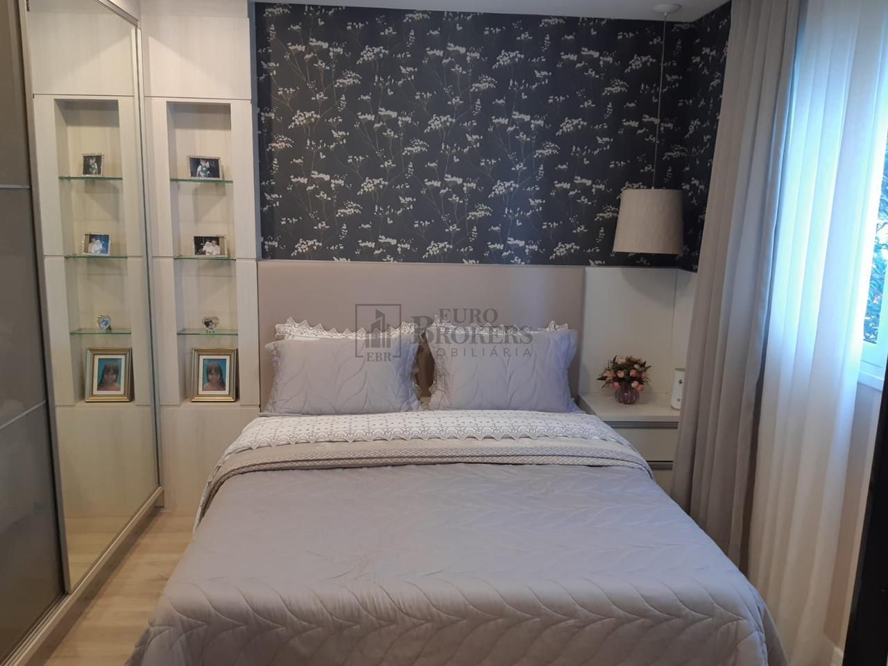 Apartamento à venda com 5 quartos, 242m² - Foto 13