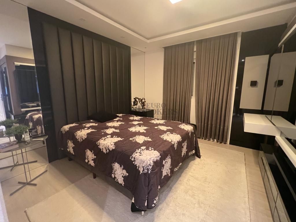 Apartamento à venda com 3 quartos, 130m² - Foto 15