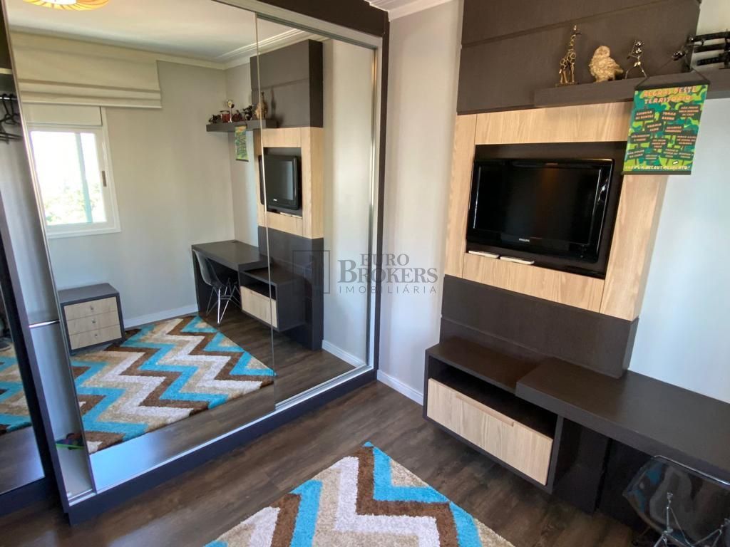 Apartamento à venda com 3 quartos, 137m² - Foto 11