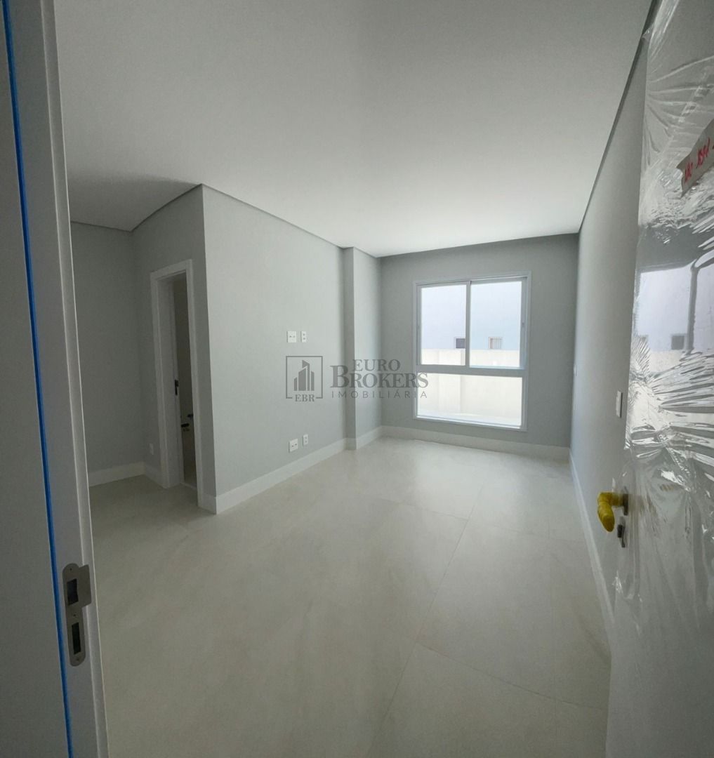 Apartamento, 4 quartos, 132 m² - Foto 11