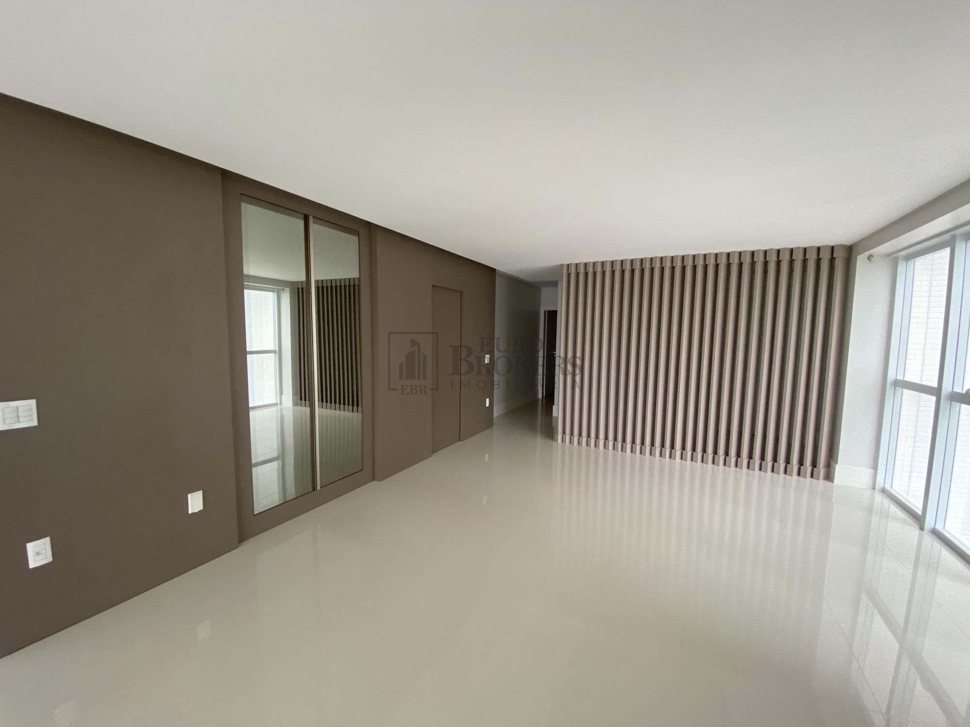 Apartamento para alugar com 5 quartos, 237m² - Foto 16