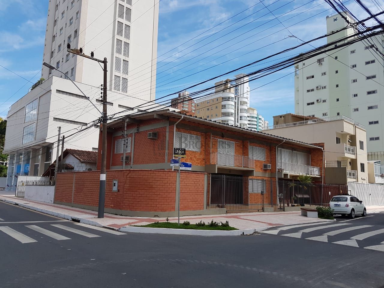 Casa  venda  no Centro - Balnerio Cambori, SC. Imveis