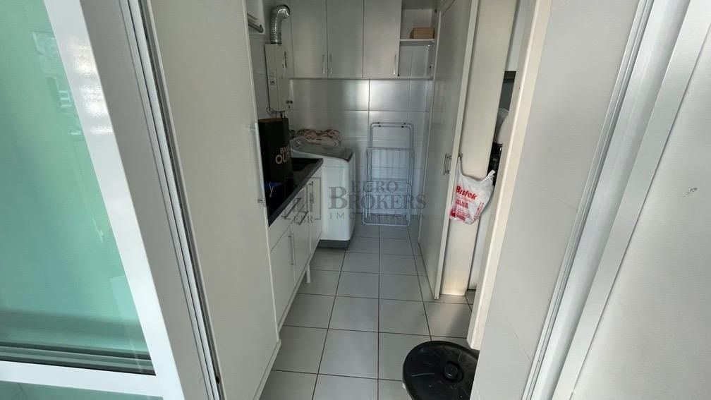 Apartamento à venda com 3 quartos, 134m² - Foto 13