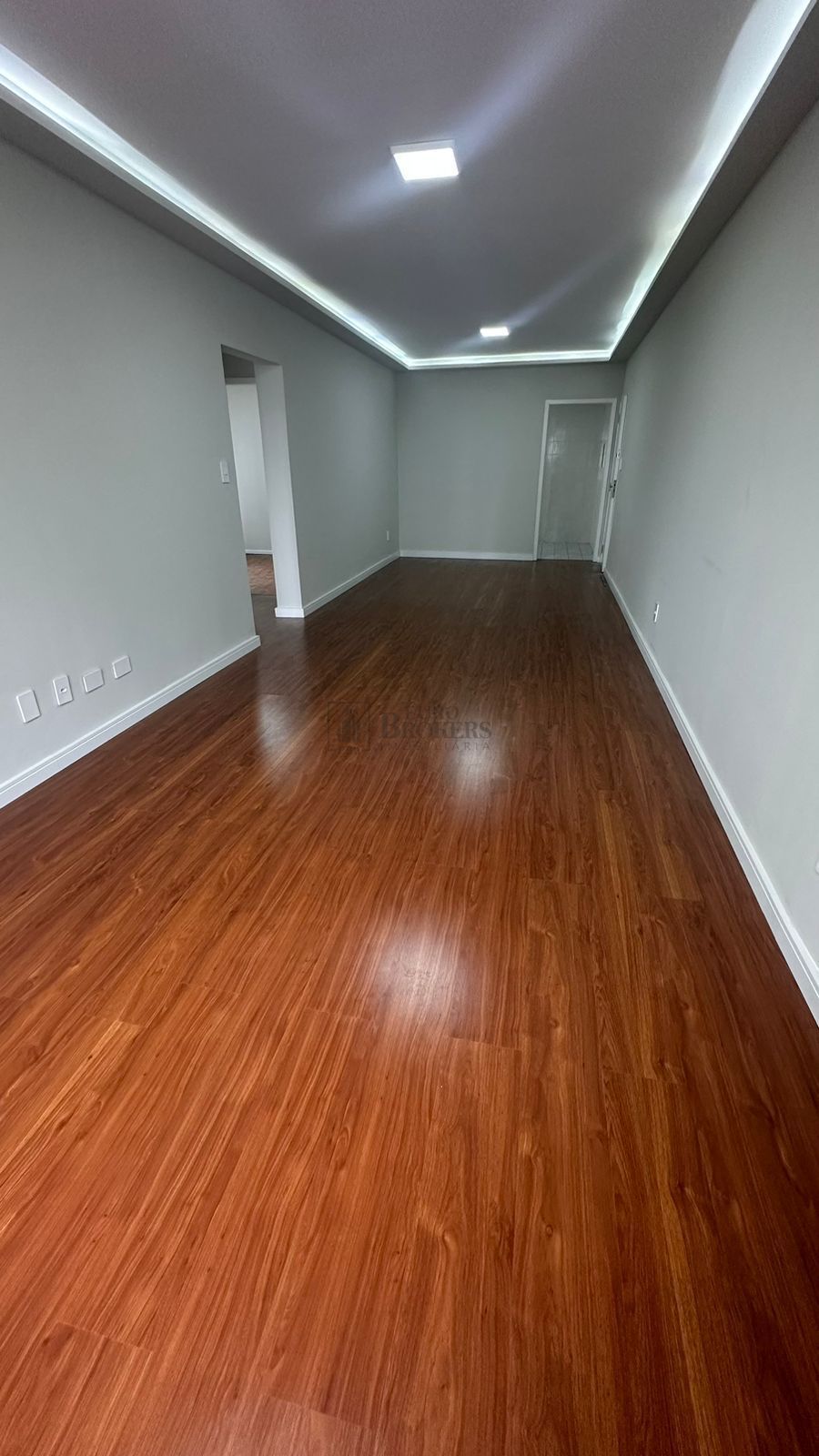 Apartamento  venda  no Pioneiros - Balnerio Cambori, SC. Imveis