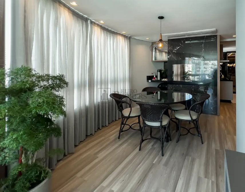 Apartamento à venda com 3 quartos, 120m² - Foto 5