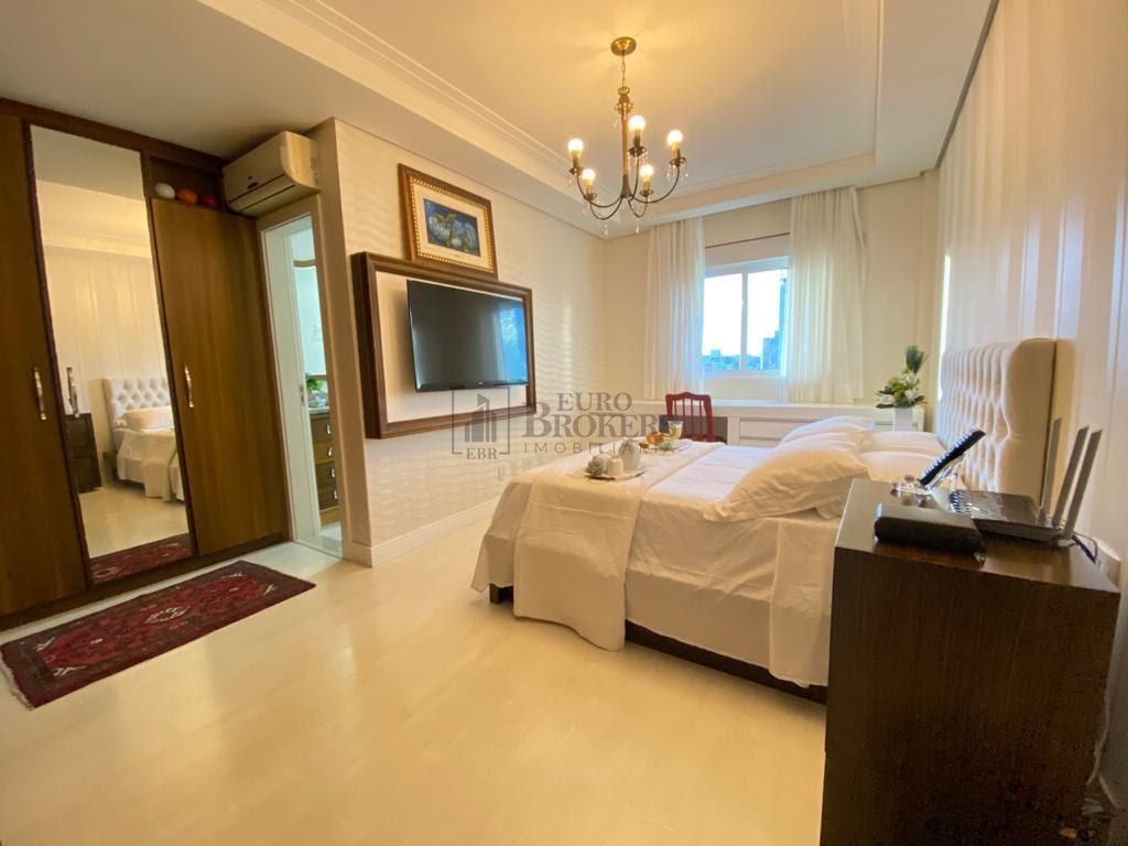 Apartamento, 3 quartos, 252 m² - Foto 26