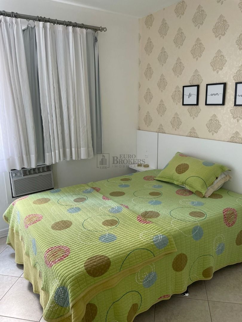 Apartamento à venda com 3 quartos, 130m² - Foto 23