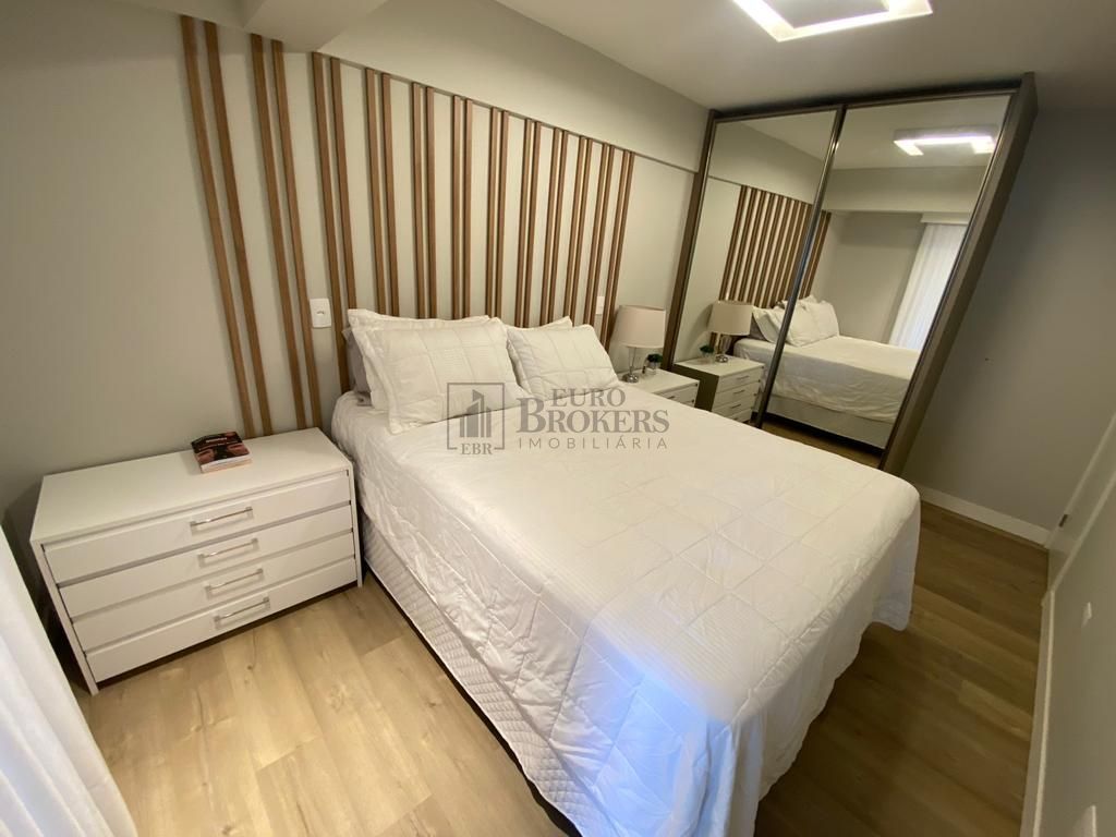 Apartamento à venda com 4 quartos, 175m² - Foto 12