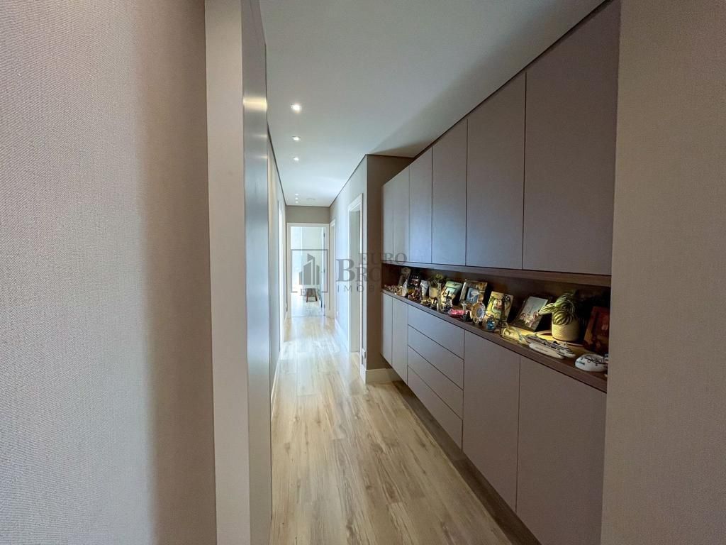 Apartamento à venda com 4 quartos, 278m² - Foto 16