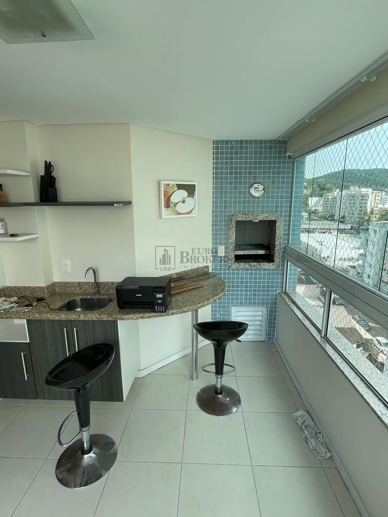 Apartamento à venda com 3 quartos, 91m² - Foto 2