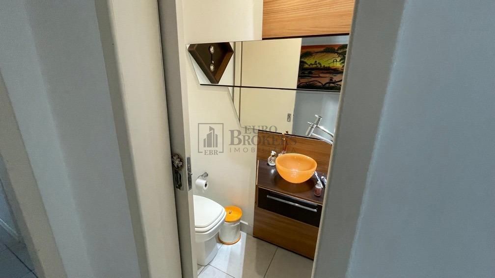 Apartamento à venda com 3 quartos, 134m² - Foto 22