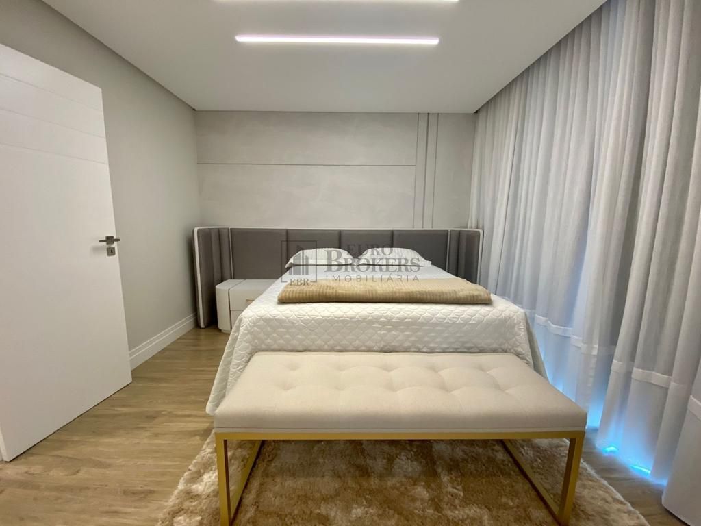 Apartamento à venda com 3 quartos, 139m² - Foto 20