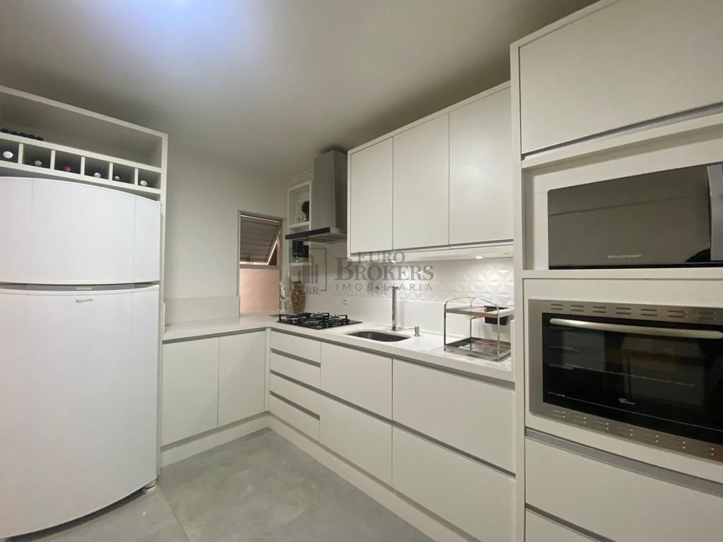 Apartamento à venda com 3 quartos, 130m² - Foto 17