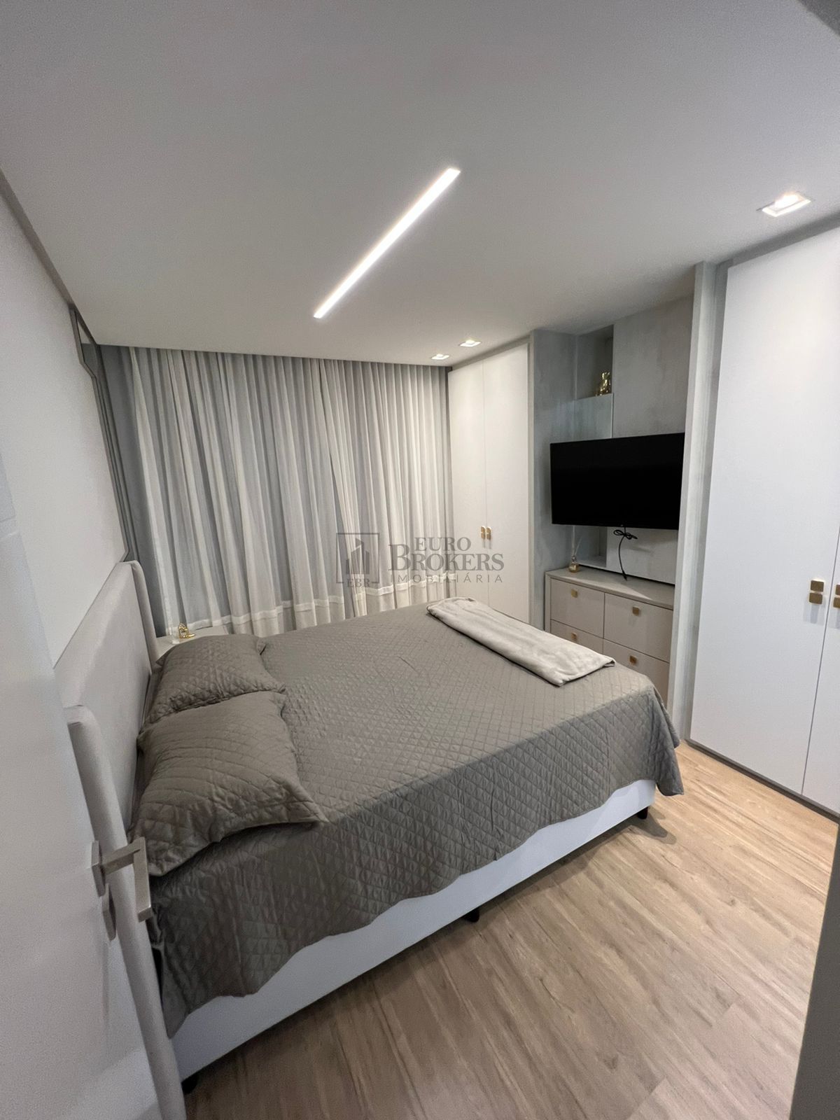 Apartamento à venda com 3 quartos, 139m² - Foto 14