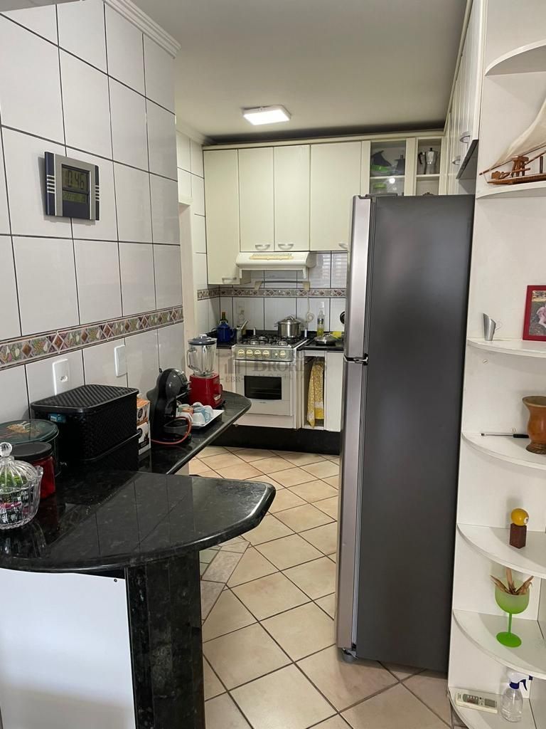 Apartamento à venda com 2 quartos, 110m² - Foto 12