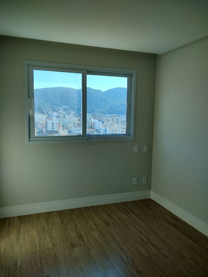 Apartamento à venda com 4 quartos, 129m² - Foto 7