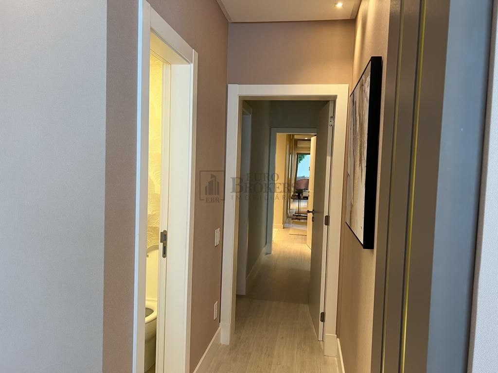 Apartamento à venda com 3 quartos, 130m² - Foto 13