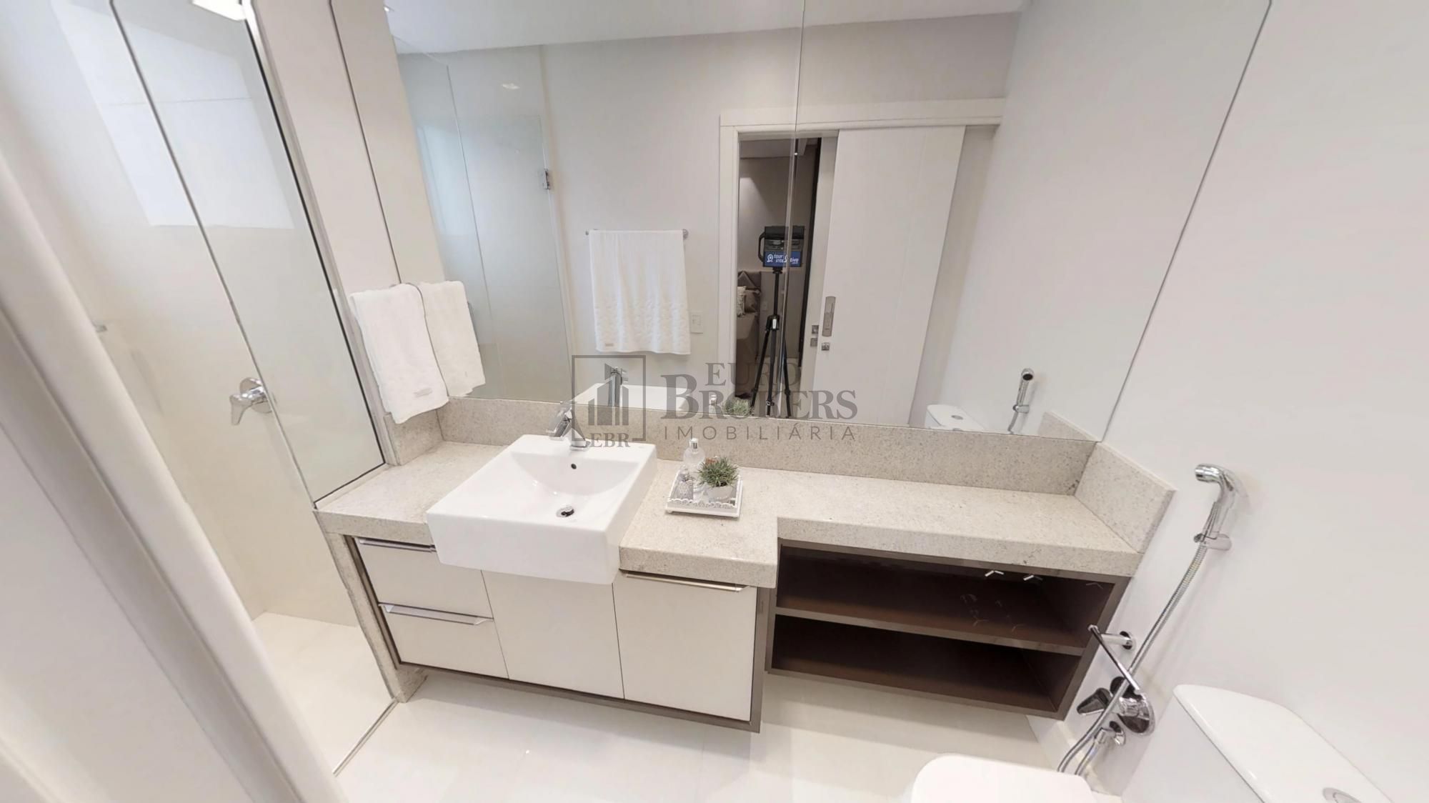 Apartamento à venda com 5 quartos, 237m² - Foto 13